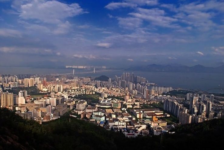 Ecstatic 5 Days 4 Nights Hongkong with Shenzhen Friends Tour Package