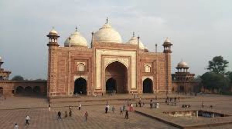 Humayun Mosque Trip Packages